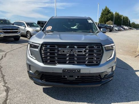 Used 2026 GMC Acadia Denali Ultimate w/ LPO, Floor Liner Package image 2