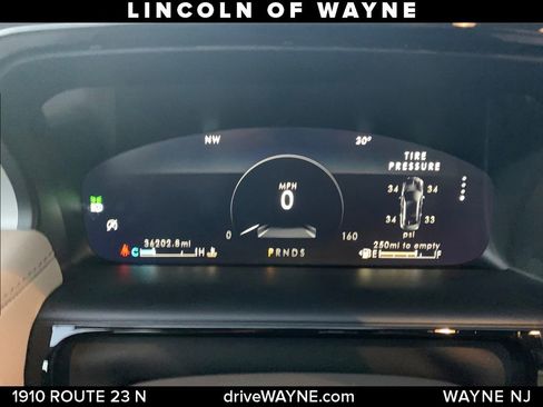 Certified 2022 Lincoln Nautilus AWD image 15