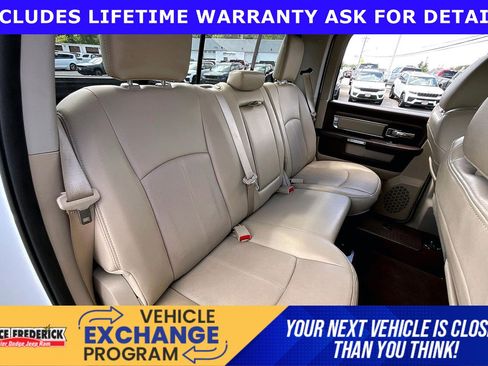 Used 2018 RAM 1500 Laramie w/ Convenience Group AWD/4WD image 23