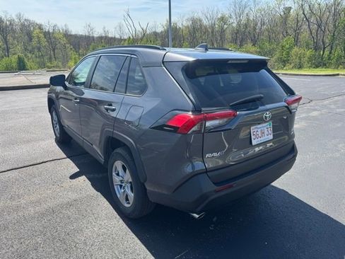 Used 2025 Toyota RAV4 XLE image 5