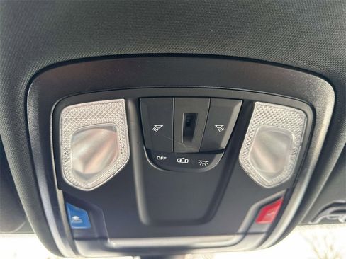 Used 2024 RAM 3500 Big Horn image 23