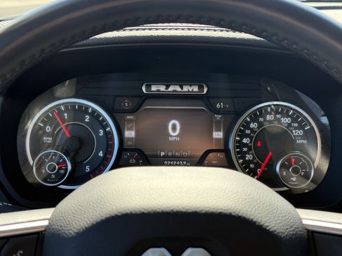 Used 2024 RAM 2500 Laramie image 18