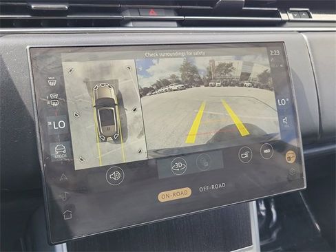 Used 2024 Land Rover Range Rover SE image 27