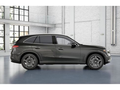 New 2026 Mercedes-Benz GLC 300 4MATIC image 2