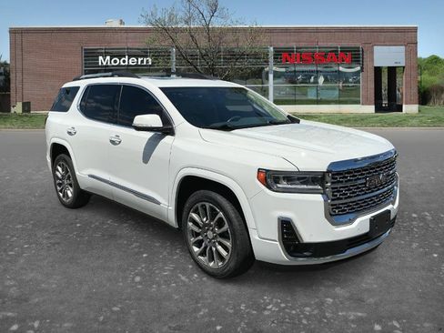 Used 2021 GMC Acadia Denali w/ Denali Technology Package FWD image 5