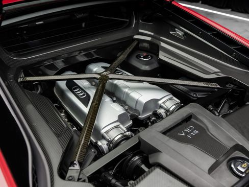 Used 2023 Audi R8 V10 performance image 5