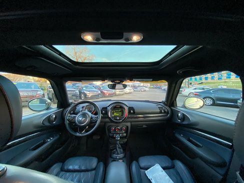Used 2016 MINI Cooper Clubman image 18