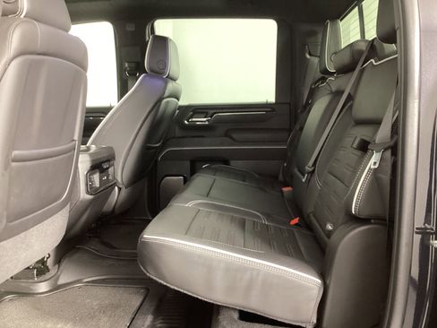 Used 2024 GMC Sierra 2500 AT4X image 22