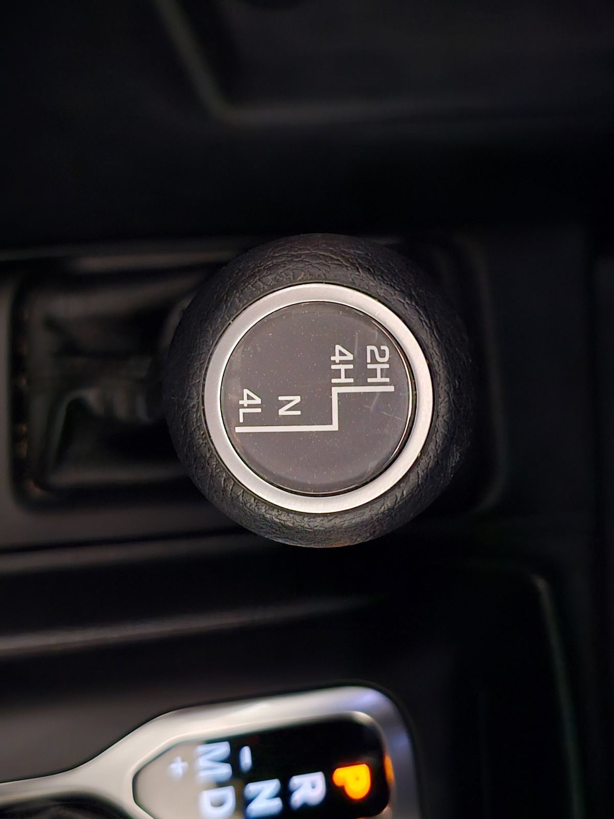 Used 2021 Jeep Gladiator Overland AWD/4WD image 13