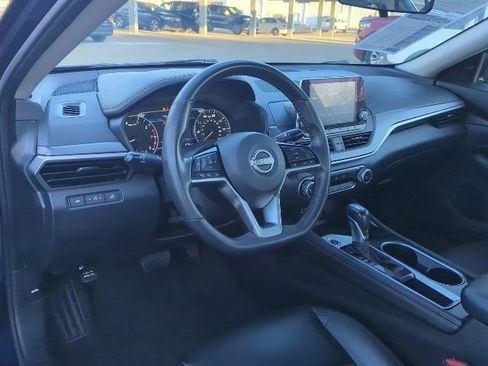 Used 2024 Nissan Altima 2.5 SR image 4