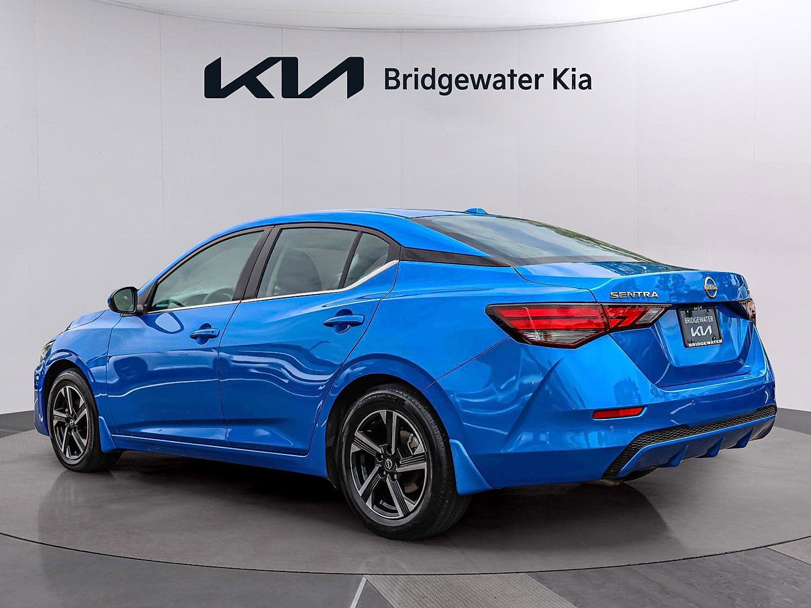 Used 2024 Nissan Sentra SV w/ All-Weather Package FWD image 4