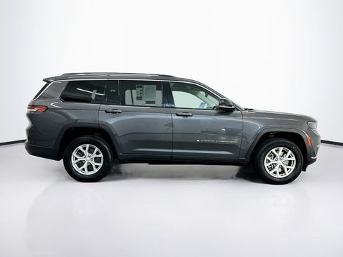 Used 2023 Jeep Grand Cherokee L Limited AWD/4WD image 10