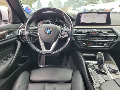 Used 2018 BMW 530i image 10