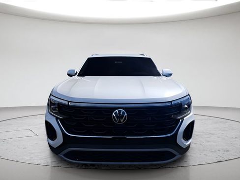 New 2026 Volkswagen Atlas Cross Sport SE AWD/4WD image 9