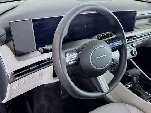 Certified 2025 Hyundai Tucson SEL image 35