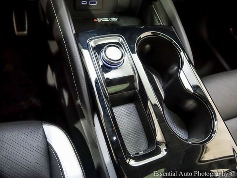 New 2025 Buick Envision Sport Touring image 17