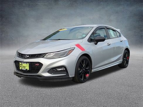 Certified 2018 Chevrolet Cruze LT w/ Sun And Sound Package image 5