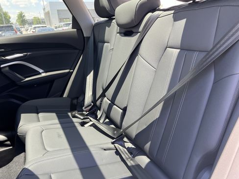 Used 2026 Audi Q5 Premium AWD/4WD image 33