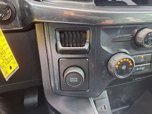 Used 2025 Ford F150 STX w/ Equipment Group 200A RWD image 11
