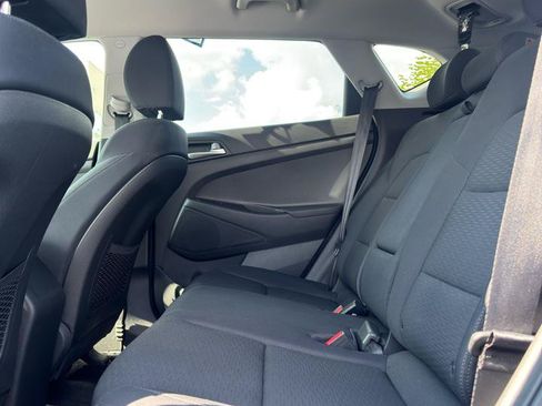 Used 2020 Hyundai Tucson Value FWD image 9