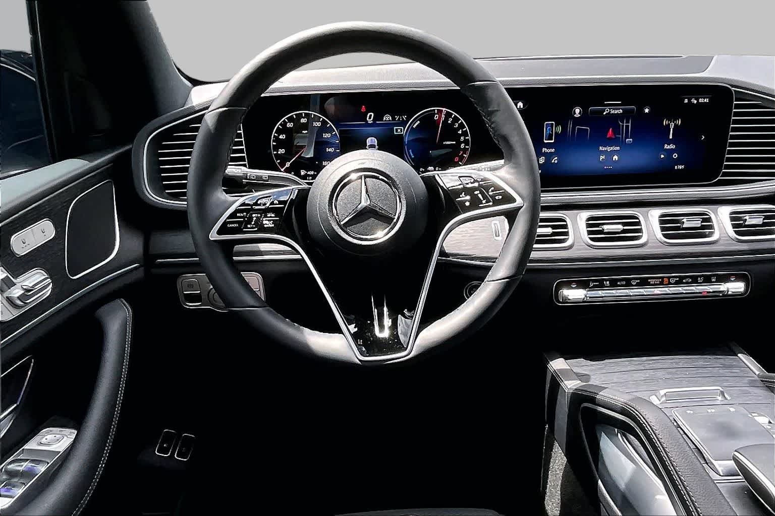 Certified 2025 Mercedes-Benz GLE 450e 4MATIC image 6