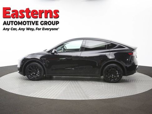 Used 2023 Tesla Model Y Long Range AWD/4WD image 55
