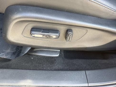 Used 2025 Honda HR-V EX-L image 26