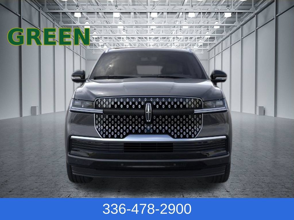 Used 2026 Lincoln Navigator L Reserve AWD/4WD image 6