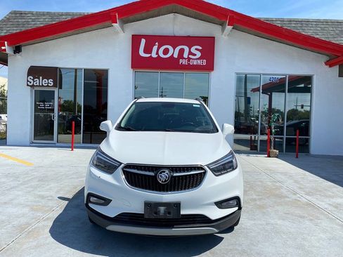 Used 2020 Buick Encore Essence AWD/4WD image 1