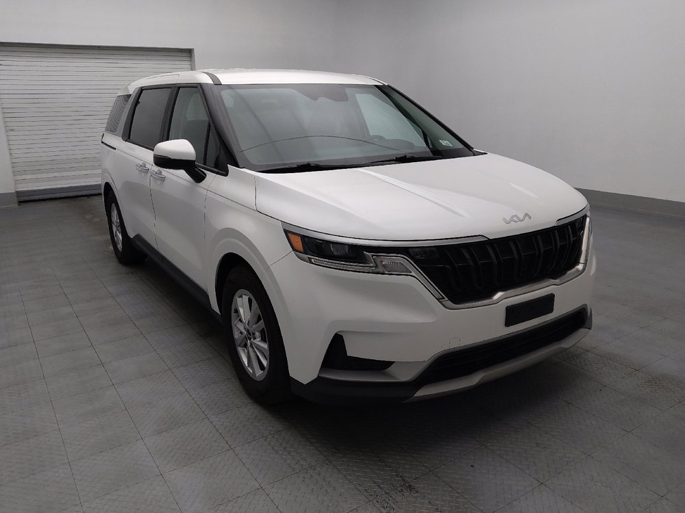 Used 2023 Kia Carnival LX FWD image 13