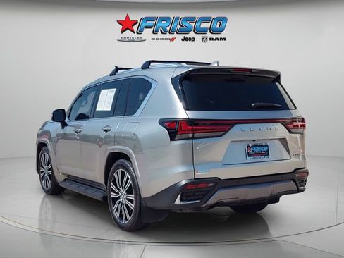 Used 2024 Lexus LX 600 4WD w/ Luxury Package image 5