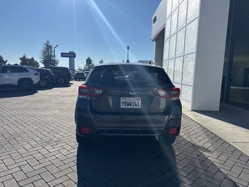 Used 2022 Subaru Crosstrek 2.5i Sport image 3