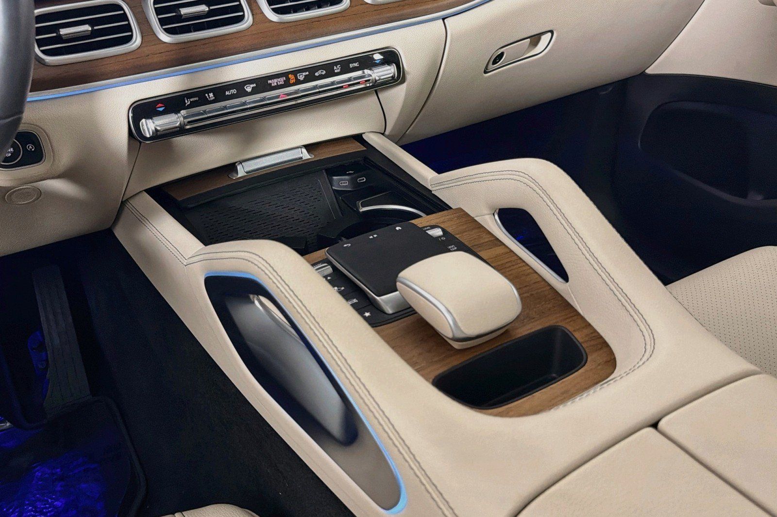 Certified 2024 Mercedes-Benz GLE 350 4MATIC image 7