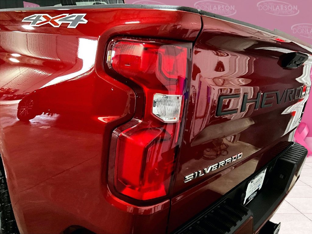 Used 2026 Chevrolet Silverado 1500 RST w/ RST Select Package AWD/4WD image 11