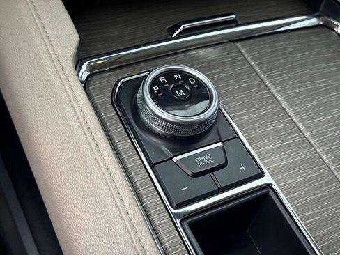 Certified 2022 Ford Expedition Limited RWD image 16