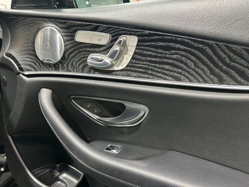 Used 2018 Mercedes-Benz E 300 4MATIC image 50