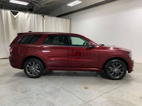 Used 2018 Dodge Durango GT AWD/4WD image 11