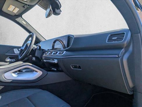 Used 2025 Mercedes-Benz GLE 350 4MATIC image 22