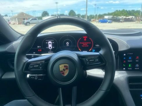 Used 2022 Porsche Taycan RWD image 13