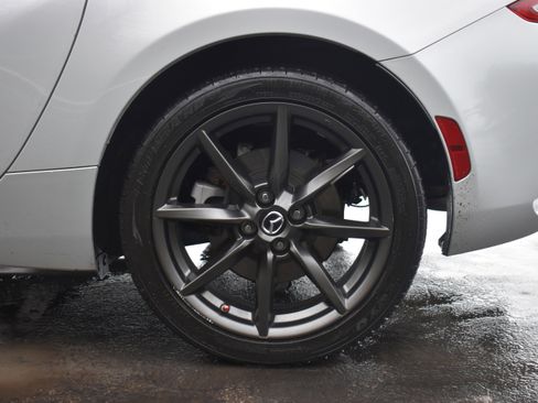 Used 2018 MAZDA MX-5 Miata RF Club image 38