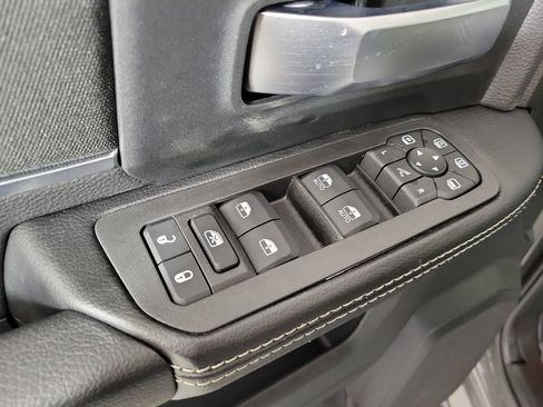 New 2026 RAM 2500 Big Horn AWD/4WD image 15