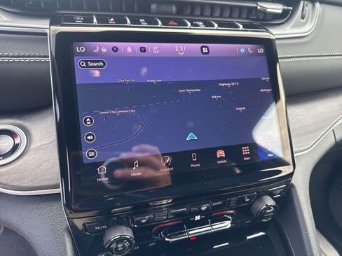 New 2025 Jeep Grand Cherokee Limited w/ Black Appearance Package AWD/4WD image 16