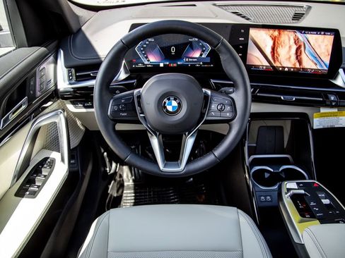 New 2026 BMW X1 xDrive28i w/ Technology Package AWD/4WD image 11