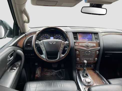 Used 2014 INFINITI QX80 Base w/ Deluxe Touring Package image 24