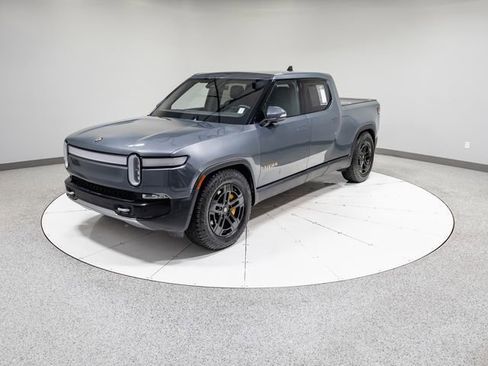 Used 2023 Rivian R1T Adventure image 35