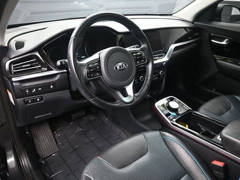 Used 2021 Kia Niro EX Premium image 13