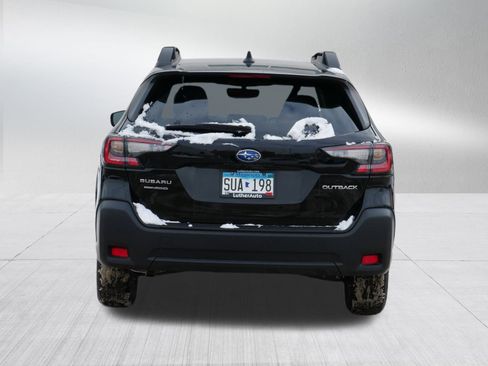 Certified 2025 Subaru Outback Premium image 6