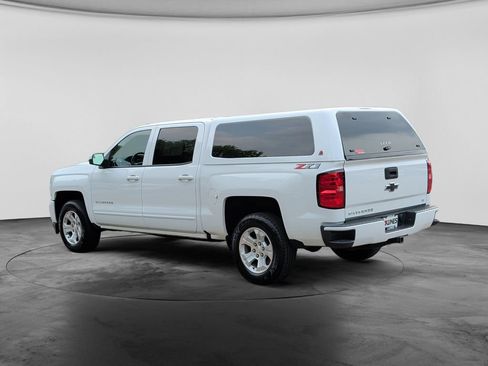 Used 2018 Chevrolet Silverado 1500 LT w/ All Star Edition AWD/4WD image 5