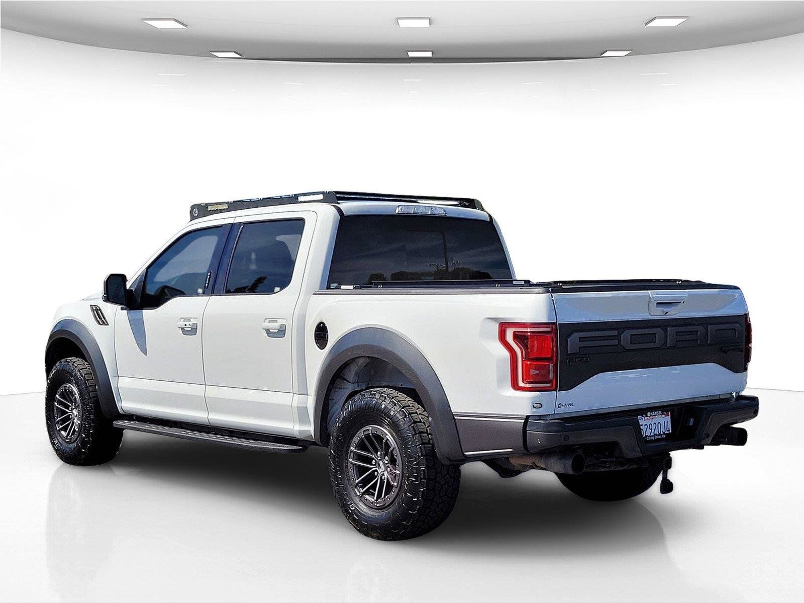 Used 2019 Ford F150 Raptor w/ Equipment Group 802A Luxury AWD/4WD image 9