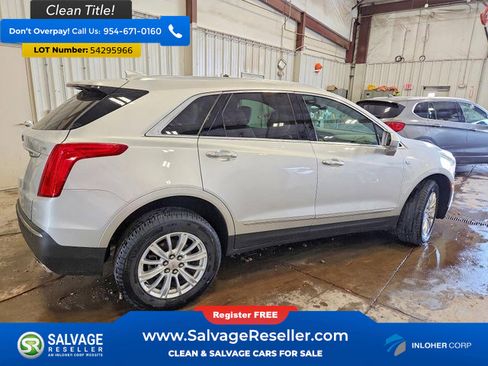 Used 2019 Cadillac XT5 FWD image 4